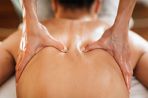 Prishtabhyanga Prishtabhyanga – Rückenmassage Ayurveda Praxis Ines Steindl Henndorf bei Salzburg